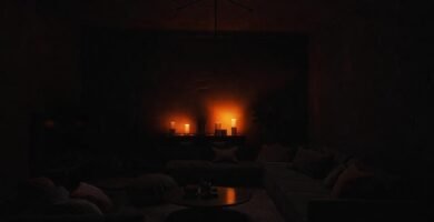 Un ambiente cálido y sereno en sombras