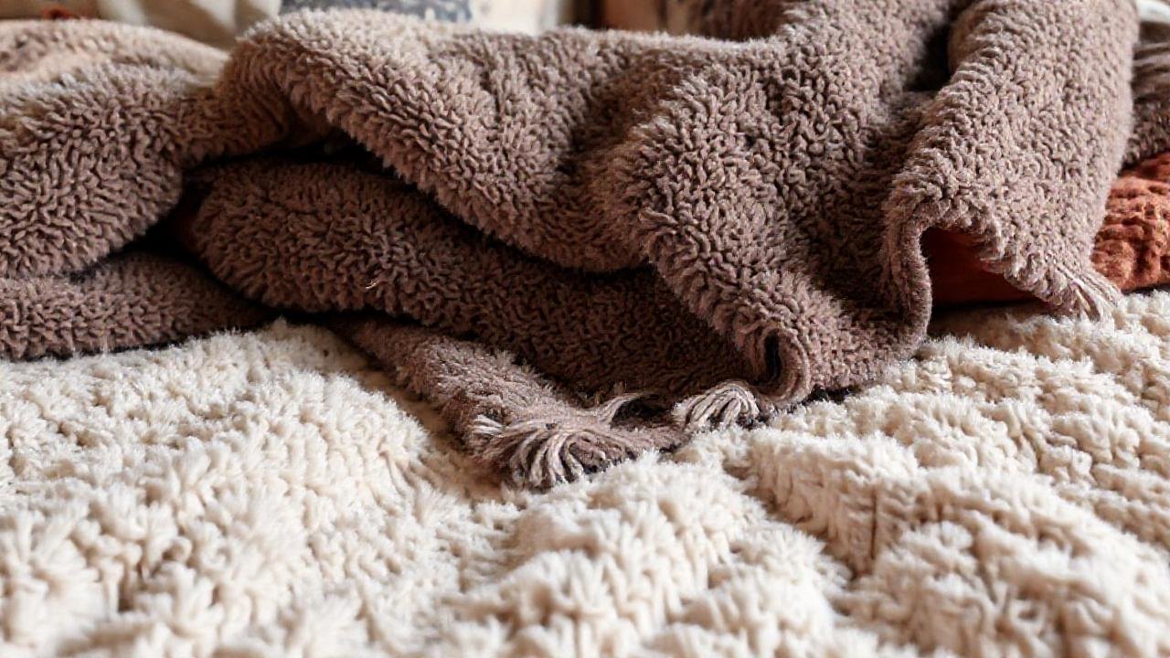 Un ambiente acogedor y textilmente rico